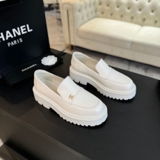 Chanel Low Shoes